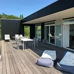 Ferienhaus Minimalist House With Sea View At Helgenaes *