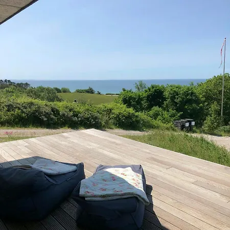 Semesterbostad Minimalist House With Sea View At Helgenaes
